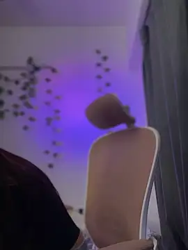 LunaXuan online show from September 11, 2025, 10:54 pm