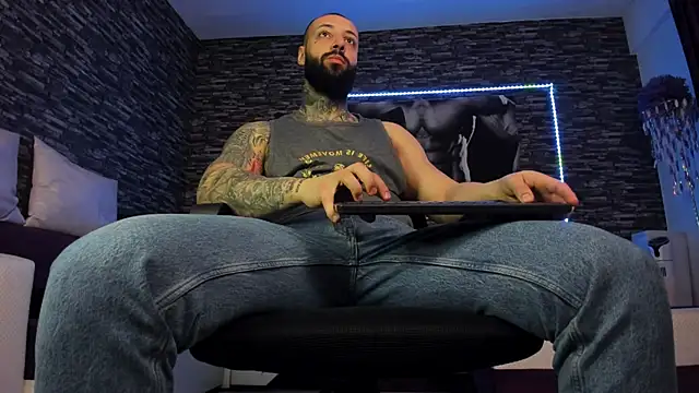 JonahHunt online show from February 7, 2025, 6:13 pm