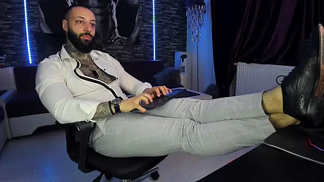 JonahHunt online show from February 8, 2025, 7:49 pm