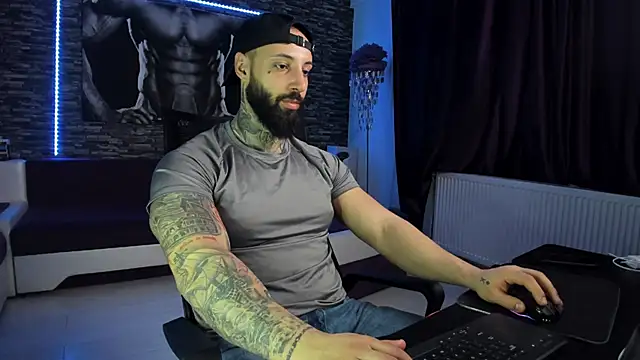 JonahHunt online show from February 10, 2025, 11:02 pm
