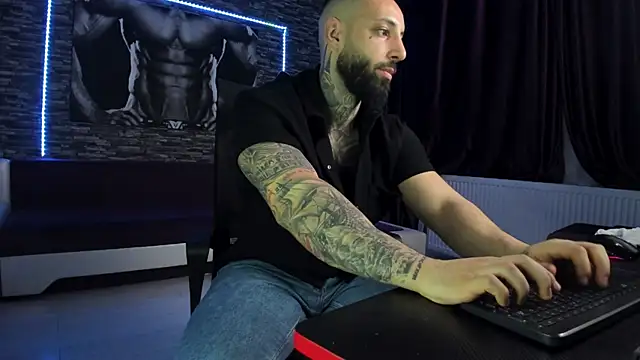 JonahHunt online show from February 12, 2025, 10:37 pm