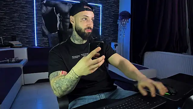 JonahHunt online show from February 16, 2025, 8:11 pm
