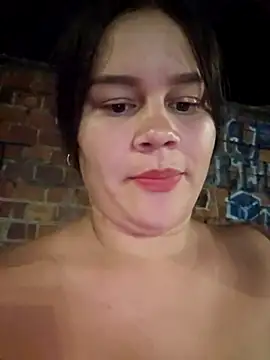 Snapshot of sweet_lucia chatting on February 11, 2026, 12:04 am sweet lucia online show from February 11, 2026, 12:04 am