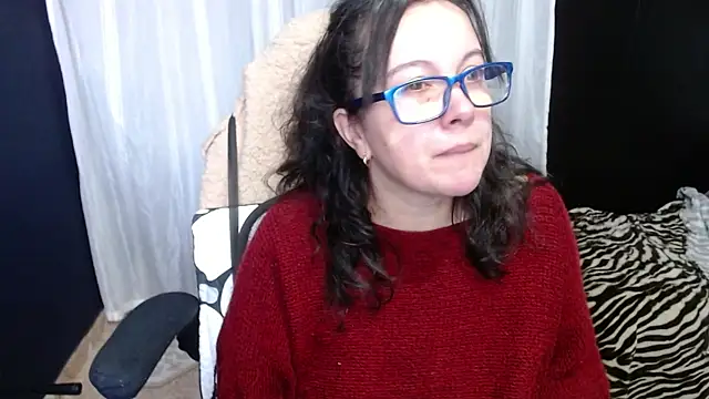 Sonialorens  online show from January 14, 2025, 3:26 pm