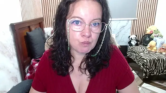 Snapshot of Sonialorens_ chatting on April 24, 2026, 3:03 pm Sonialorens online show from April 24, 2026, 3:03 pm