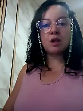 Snapshot of Sonialorens_ chatting on April 29, 2026, 5:30 pm Sonialorens online show from April 29, 2026, 5:30 pm