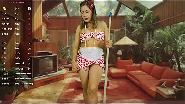 Niki La Rose online show from February 6, 2025, 9:06 pm