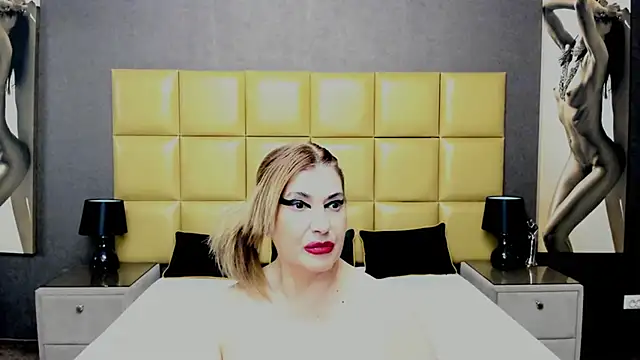 KiraLeila online show from February 5, 2025, 4:03 pm
