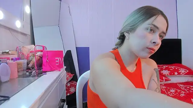 Snapshot of Byanca_Winklar chatting on December 4, 2024, 5:44 pm Byanca Winklar online show from December 4, 2024, 5:44 pm