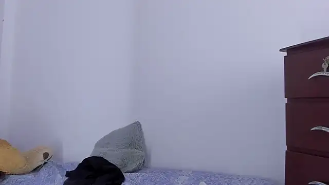 Snapshot of Emma_lean chatting on September 21, 2025, 1:35 pm Emma lean online show from September 21, 2025, 1:35 pm