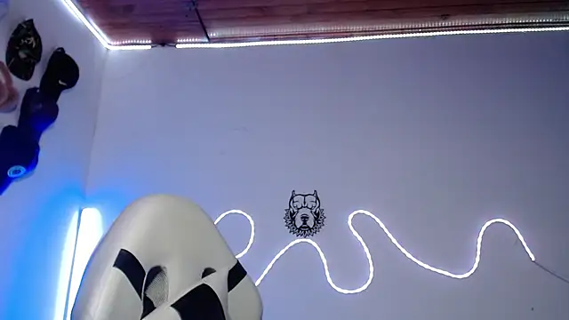 sebastian horny online show from December 22, 2025, 10:45 am