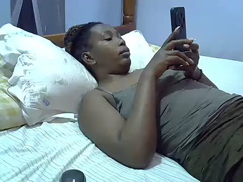 queennisha2 online show from April 10, 2026, 8:30 am