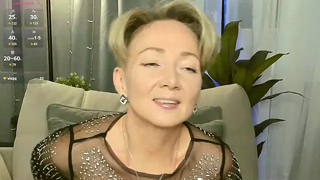 AkexandraFix online show from October 6, 2025, 12:57 pm