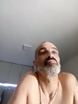 Gumatos online show from May 13, 2026, 2:31 am