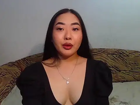 Snapshot of Aleksa_Blackdream chatting on October 21, 2025, 4:35 am Aleksa Blackdream online show from October 21, 2025, 4:35 am