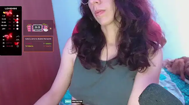 Snapshot of thecherry_Paulette chatting on February 21, 2025, 11:43 pm thecherry Paulette online show from February 21, 2025, 11:43 pm