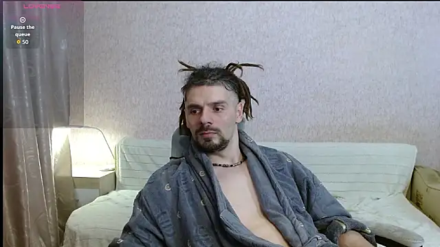 Aestheticguy101 online show from March 23, 2026, 4:22 pm