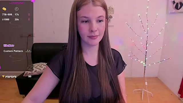 Snapshot of MillySandlerr chatting on December 22, 2024, 12:17 am MillySandlerr online show from December 22, 2024, 12:17 am