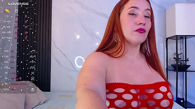hotpawgmilf online show from February 25, 2025, 2:47 am