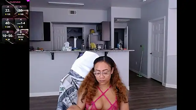 RylHoneyy online show from June 19, 2026, 6:45 pm