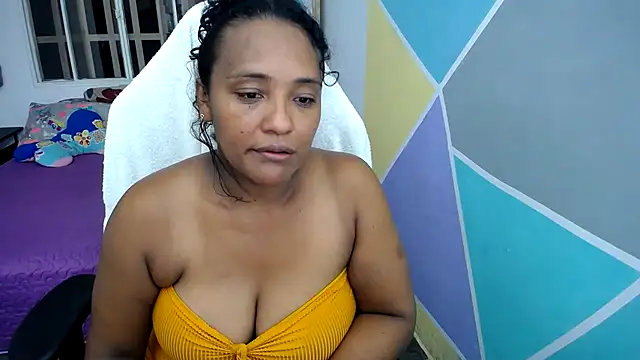 marysol83 online show from January 11, 2025, 12:12 am