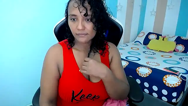 marysol83 online show from November 7, 2025, 1:05 am