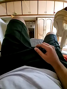 vansh1802 online show from November 16, 2025, 4:29 am