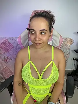 Snapshot of Emma_Wish chatting on March 15, 2026, 7:20 pm Emma Wish online show from March 15, 2026, 7:20 pm