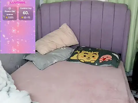 Snapshot of MoaningKylie chatting on February 21, 2026, 2:12 am MoaningKylie online show from February 21, 2026, 2:12 am