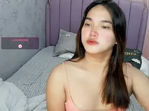 Snapshot of MoaningKylie chatting on March 4, 2026, 3:12 am MoaningKylie online show from March 4, 2026, 3:12 am