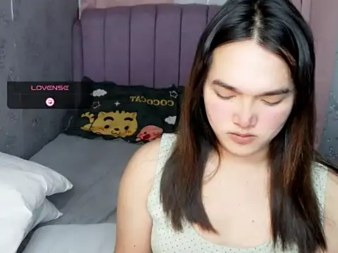 Snapshot of MoaningKylie chatting on March 5, 2026, 4:52 am MoaningKylie online show from March 5, 2026, 4:52 am