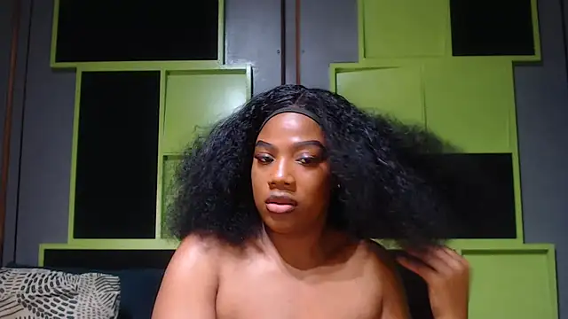 Snapshot of SexyAssDivaxxx chatting on October 28, 2025, 5:33 am SexyAssDivaxxx online show from October 28, 2025, 5:33 am