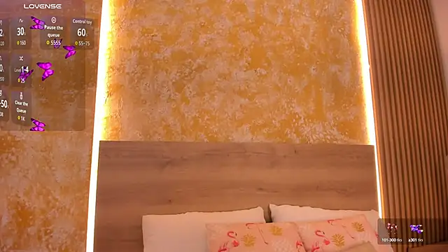 Snapshot of Alana_2916_ chatting on September 26, 2025, 3:54 am Alana 2916  online show from September 26, 2025, 3:54 am
