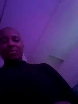 HoneyDripHer online show from October 9, 2025, 2:26 pm