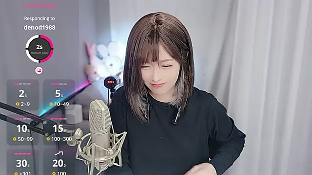 tw lala online show from December 18, 2025, 4:57 pm