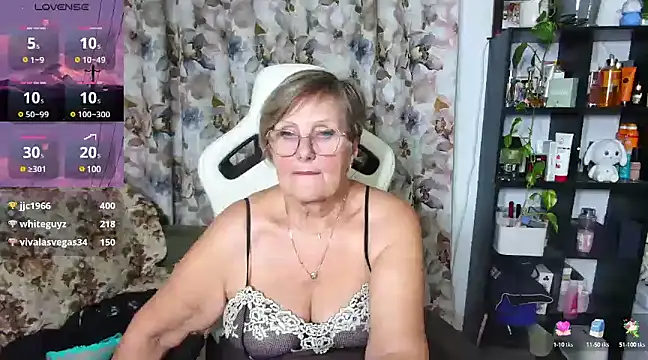 Selenna57 online show from December 3, 2024, 10:51 pm