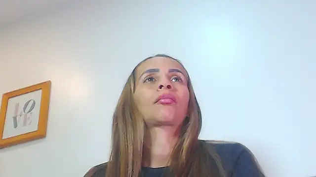 Amber Moore online show from June 17, 2026, 7:15 pm