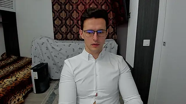 sexxymuscles4u online show from March 11, 2025, 10:07 am
