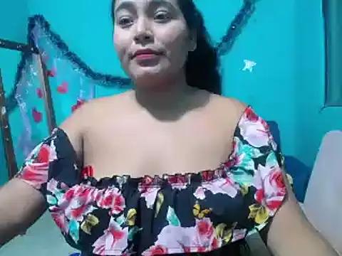 sirena 15 online show from December 23, 2024, 5:49 am