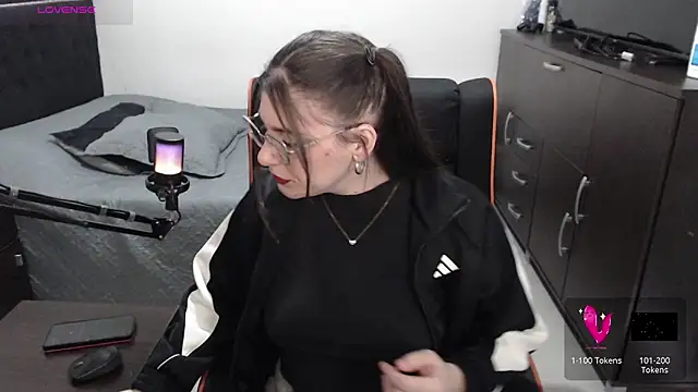xxbbtaa online show from May 9, 2026, 7:52 pm