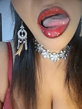 naughtyjaanu online show from July 5, 2026, 10:06 pm