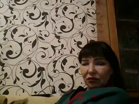 Snapshot of JeaneDavis chatting on February 14, 2025, 6:08 pm JeaneDavis online show from February 14, 2025, 6:08 pm