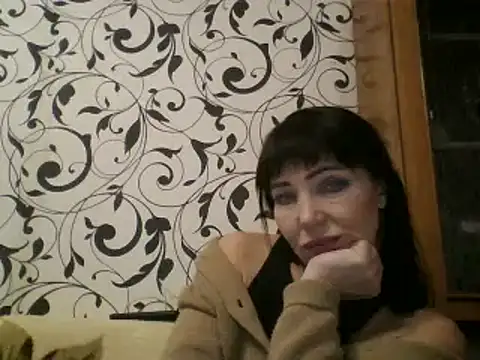Snapshot of JeaneDavis chatting on February 18, 2025, 2:59 pm JeaneDavis online show from February 18, 2025, 2:59 pm