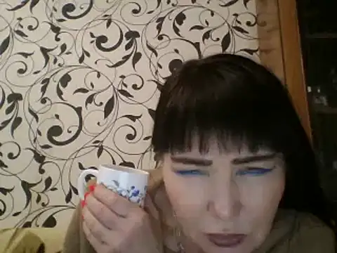 Snapshot of JeaneDavis chatting on February 19, 2025, 2:01 pm JeaneDavis online show from February 19, 2025, 2:01 pm