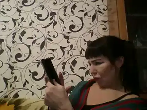 Snapshot of JeaneDavis chatting on March 18, 2025, 9:43 pm JeaneDavis online show from March 18, 2025, 9:43 pm
