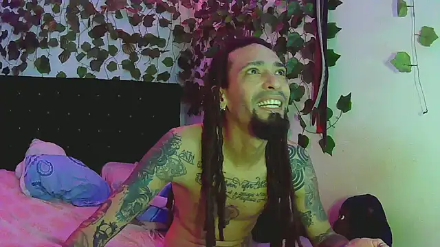 caribbeanlover1 online show from December 4, 2024, 12:58 pm