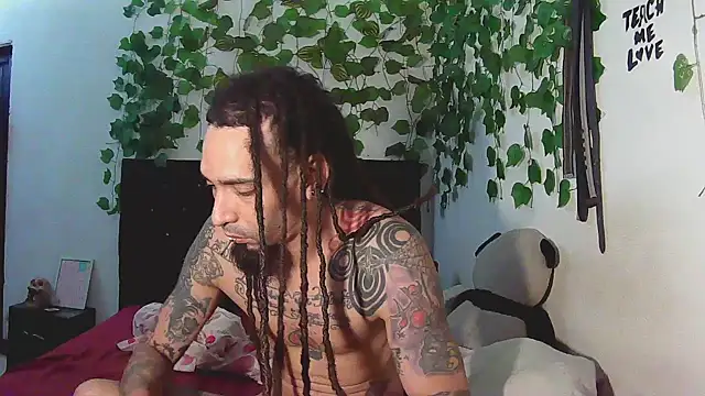 caribbeanlover1 online show from November 27, 2025, 11:56 am