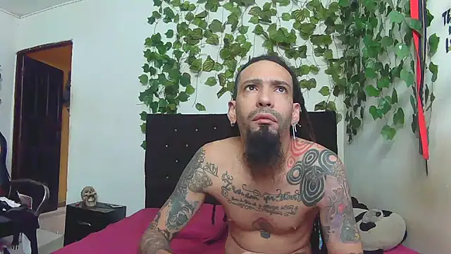 caribbeanlover1 online show from May 5, 2026, 12:13 pm