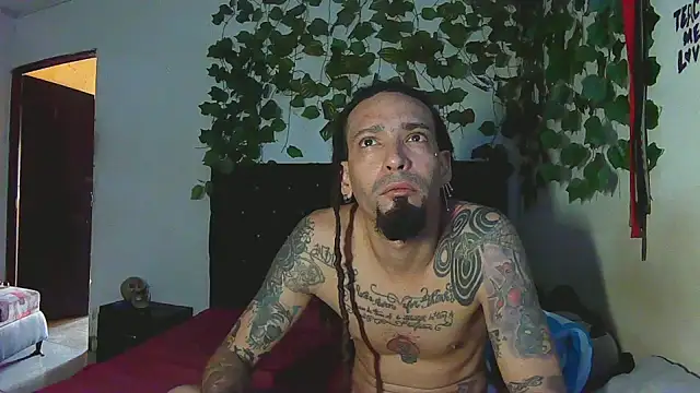 caribbeanlover1 online show from May 7, 2026, 7:19 pm