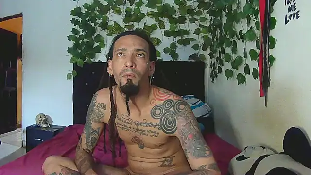 caribbeanlover1 online show from May 8, 2026, 8:47 pm